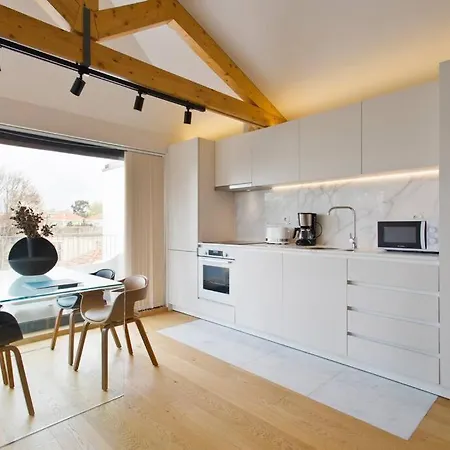 Boutique Rentals-primrose Terrace&garage * Porto