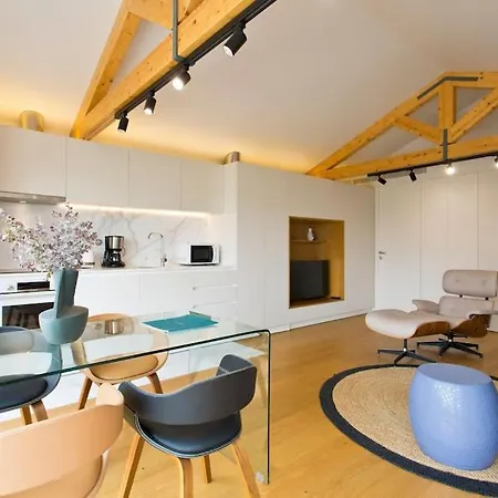 Boutique Rentals-primrose Terrace&garage * Porto